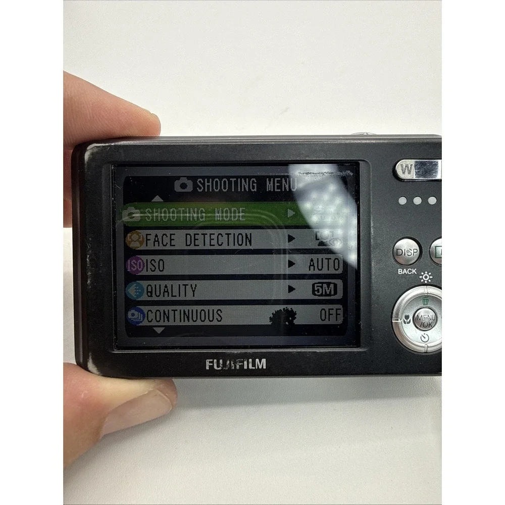 Fujifilm FinePix J20 10.0MP Digital Camera Black Battey+Charger Tested Read